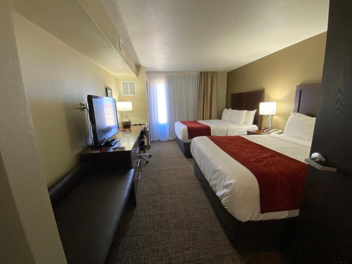 Comfort Inn & Suites Goodland Εξωτερικό φωτογραφία